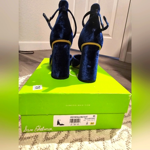 Sam Edelman brand new blue velvet ancle strap hills. Size 8 - Picture 3 of 8